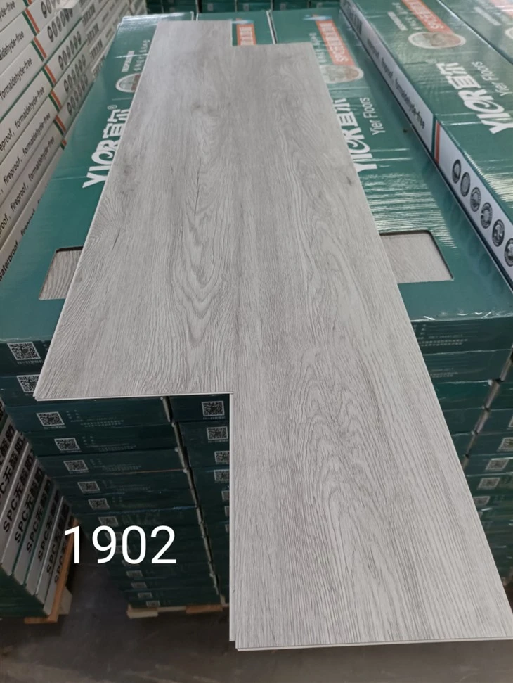 SPC Wood Grain Click grindys
